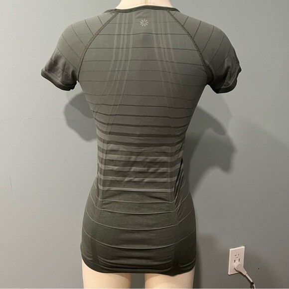 Athleta Olive Green Ombre Striped Short Sleeve Fastest Track Size XS - Picture 7 of 8
